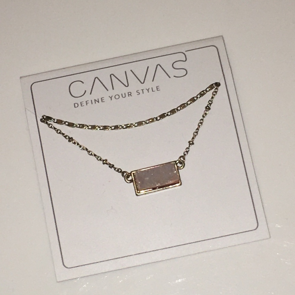 never worn* rose gold quart rock necklace